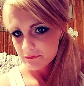 Meet your Posher, Alexis